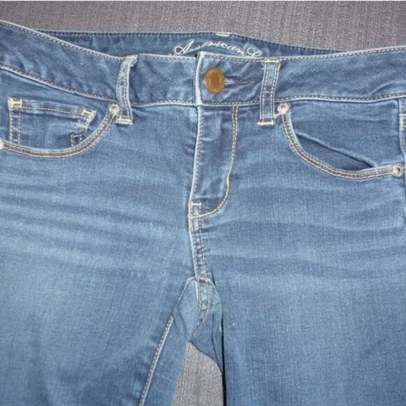 sz4 AMERICAN EAGLE OUTFITTERS SKINNY SUPER STRETCH BLUE JEANS WOMENS JM 04 - Picture 1 of 8